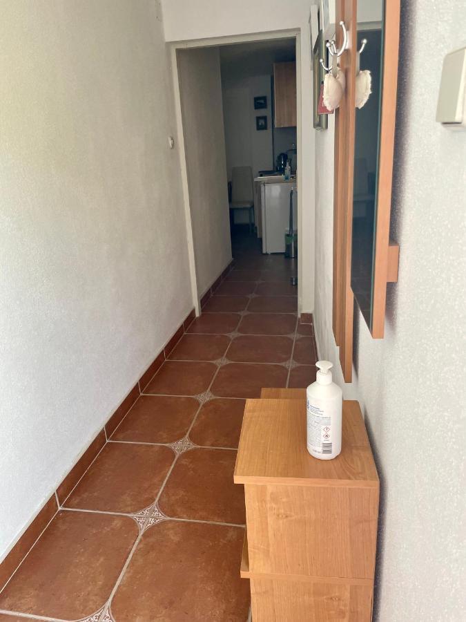 Studio Apartmani Kremic Karlobag Εξωτερικό φωτογραφία