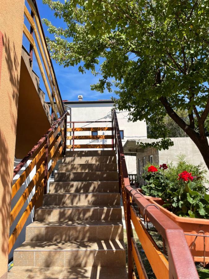Studio Apartmani Kremic Karlobag Εξωτερικό φωτογραφία