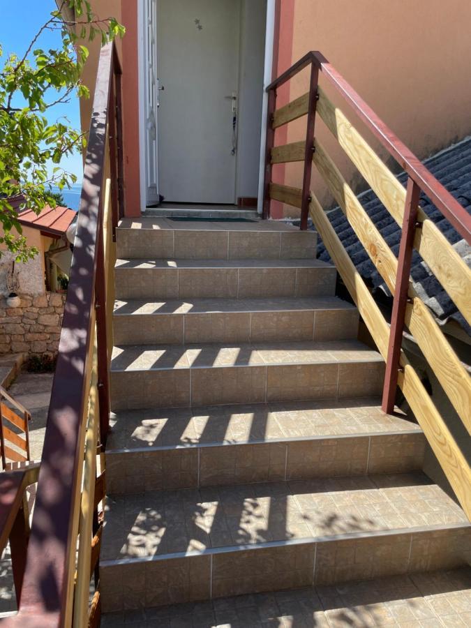 Studio Apartmani Kremic Karlobag Εξωτερικό φωτογραφία