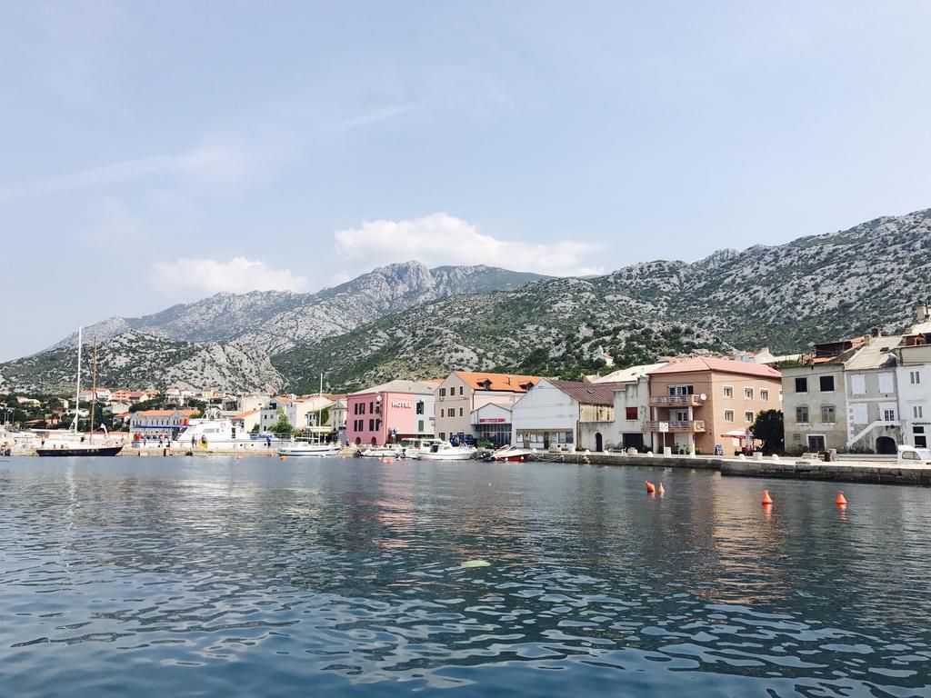 Studio Apartmani Kremic Karlobag Εξωτερικό φωτογραφία